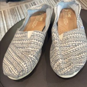 Pattern toms
